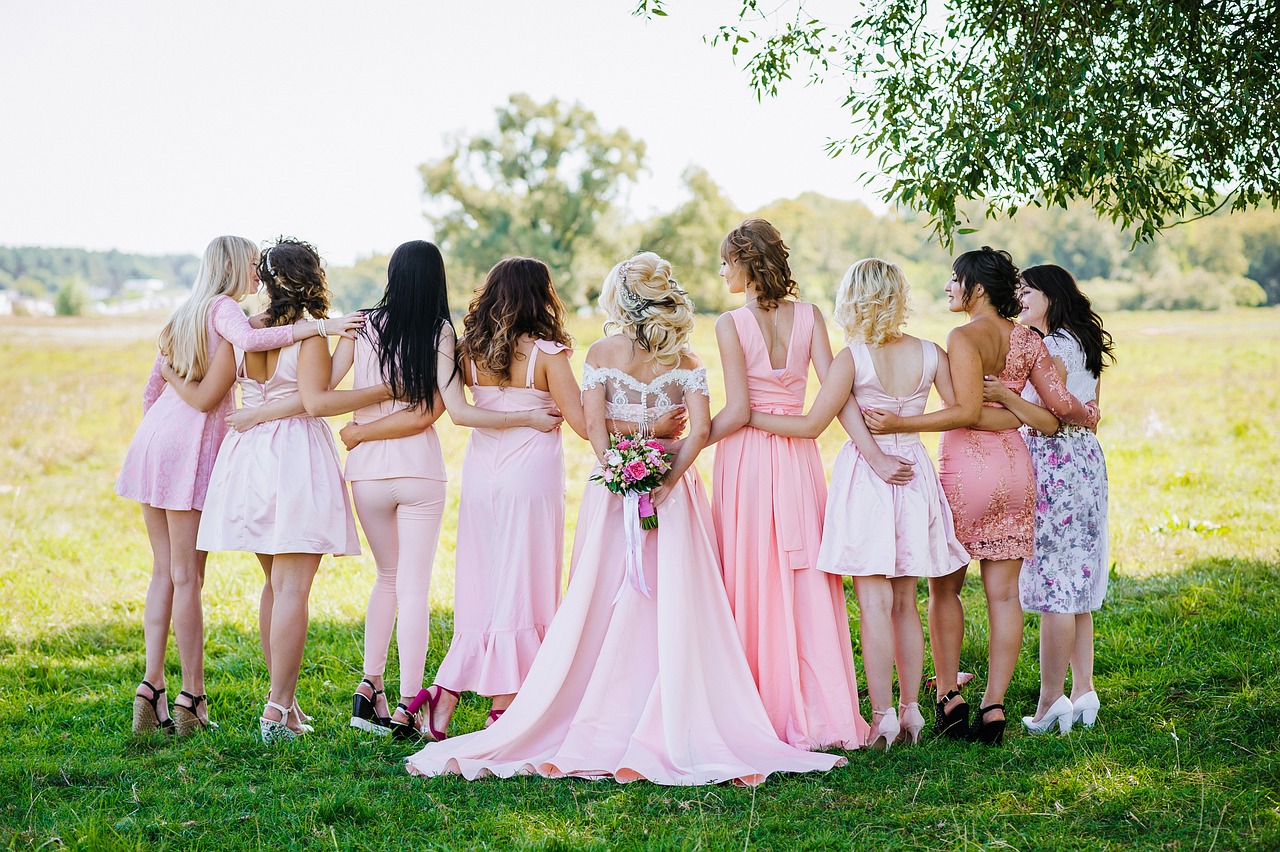 Vestidos de fiesta: largos, cortos y para todas las tallas | Guía completa